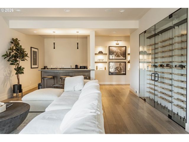 4560 Sw 59th Ave, Portland, OR 97211