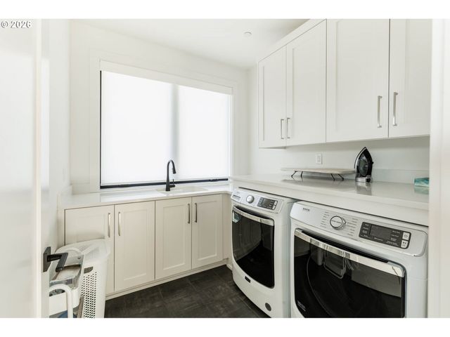 4560 Sw 59th Ave, Portland, OR 97211