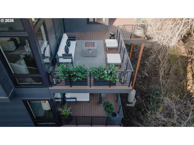 4560 Sw 59th Ave, Portland, OR 97211