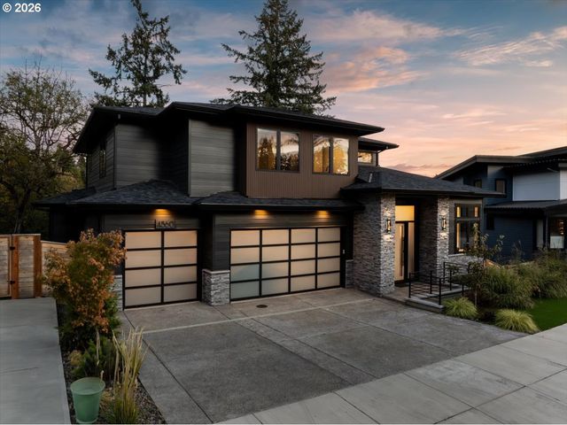 4560 Sw 59th Ave, Portland, OR 97211