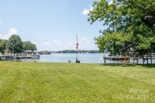 7423 Norman Island Drive, Cornelius, NC 28031