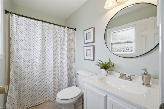 875 Avatar DR, Virginia Beach, VA 23454