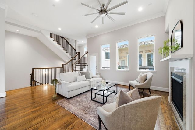 1617 Shearn Street, Houston, TX 77007