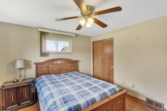 2 Blanchard Ln, N Versailles, PA 15137