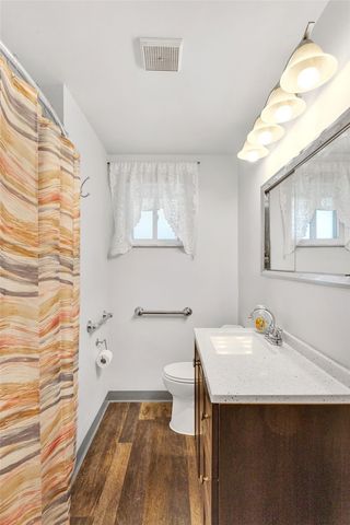 2 Blanchard Ln, N Versailles, PA 15137