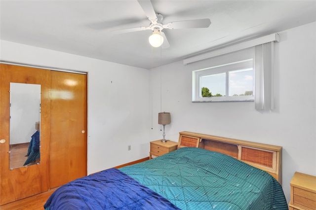 2 Blanchard Ln, N Versailles, PA 15137