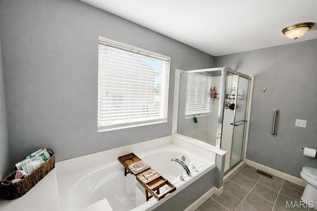 160 Lake Tucci Circle, Wright City, MO 63390