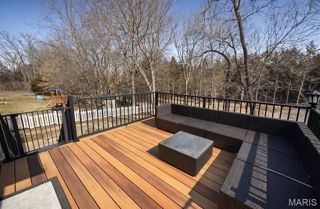 160 Lake Tucci Circle, Wright City, MO 63390