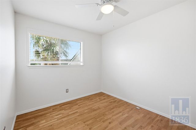 8400 Jamestown DR 226, Austin, TX 78758