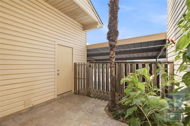 8400 Jamestown DR 226, Austin, TX 78758