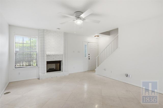 8400 Jamestown DR 226, Austin, TX 78758