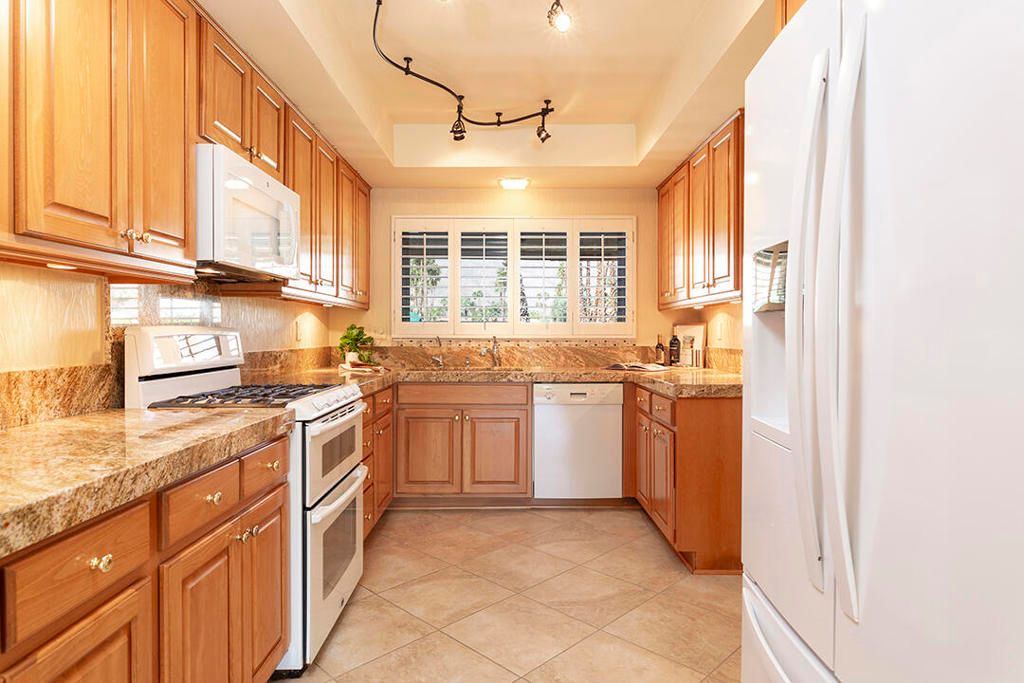 Image 26 of property listing at 1332 S Beverly Drive, Palm Springs, CA 92264