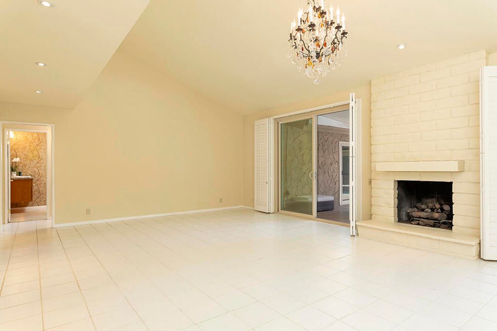 Image 9 of property listing at 1332 S Beverly Drive, Palm Springs, CA 92264