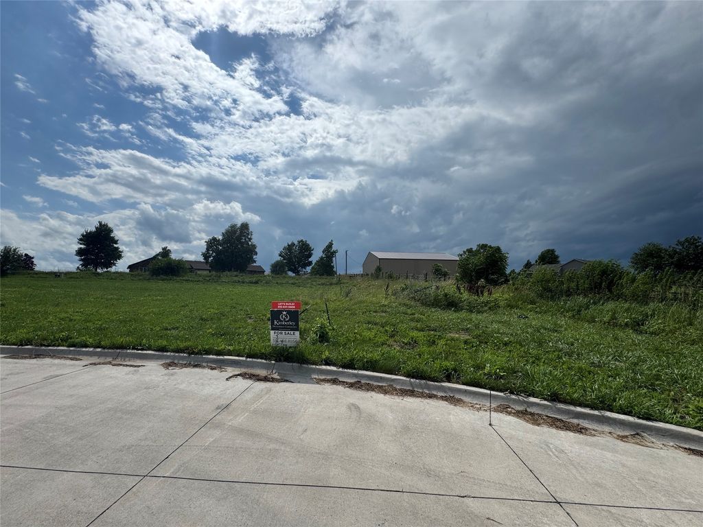 436 15th Avenue SE, Altoona, IA 50009