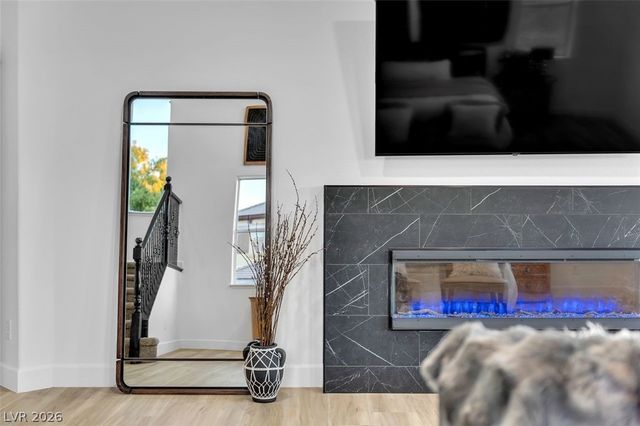 6496 Glen River Circle, Las Vegas, NV 89131