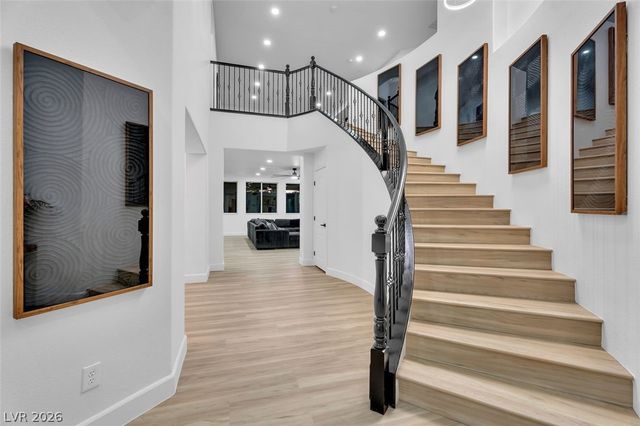 6496 Glen River Circle, Las Vegas, NV 89131