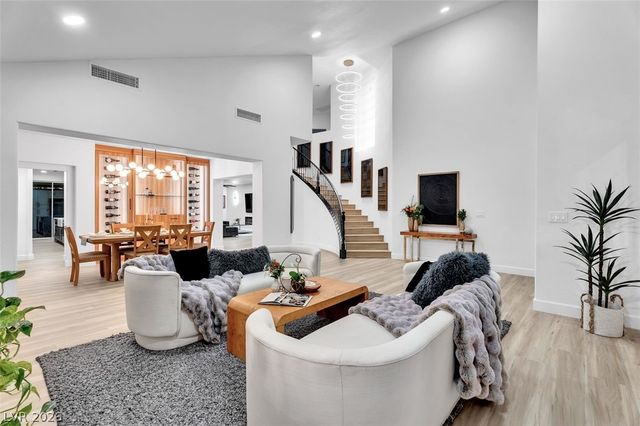 6496 Glen River Circle, Las Vegas, NV 89131