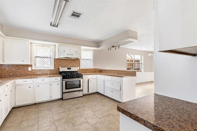 19310 Oak Timbers Drive, Humble, TX 77346