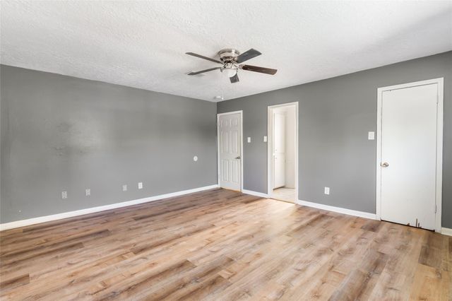 19310 Oak Timbers Drive, Humble, TX 77346
