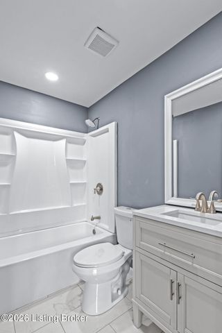 2628 Bank St, Louisville, KY 40212