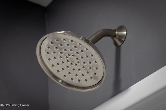 2628 Bank St, Louisville, KY 40212