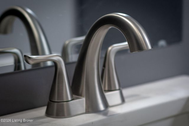 2628 Bank St, Louisville, KY 40212