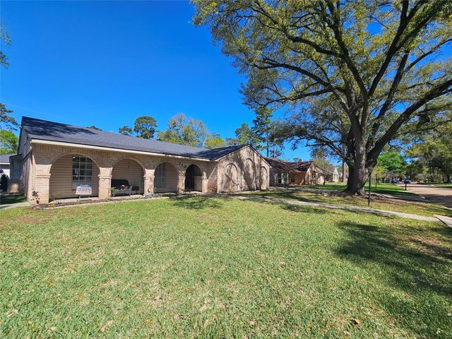 710 Enchanted River Drive, Spring, TX 77388
