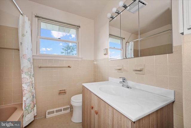 306 SPALDING RD, Wilmington, DE 19803