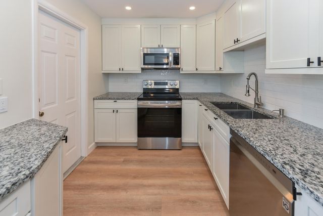 1605 S Us Highway 1 M1-403, Jupiter, FL 33477