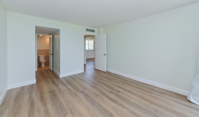 1605 S Us Highway 1 M1-403, Jupiter, FL 33477