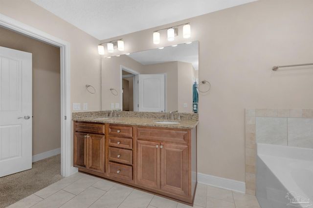 1799 Galvez Dr, Gulf Breeze, FL 32563