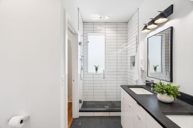 2513 White Ave Apt 14, Nashville, TN 37204
