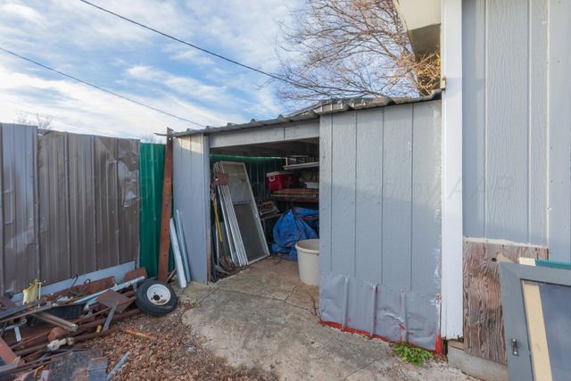 201 S Wall Street, Stratford, TX 79084