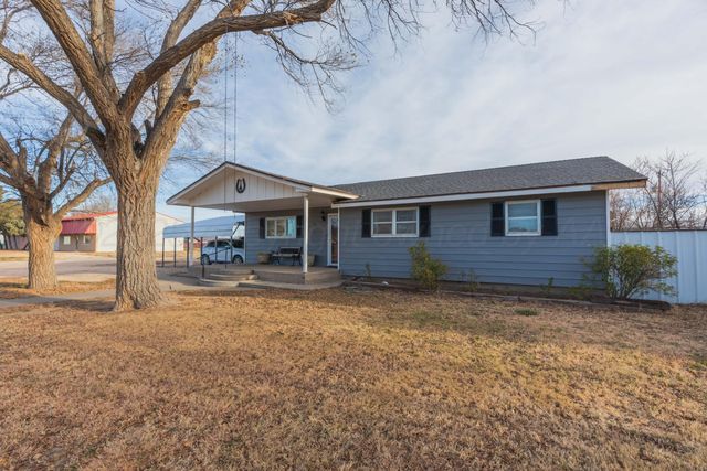 201 S Wall Street, Stratford, TX 79084