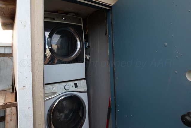 201 S Wall Street, Stratford, TX 79084