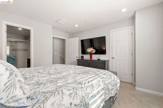24541 Blossom Acre WAY, Hayward, CA 94544