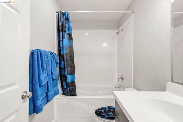 24541 Blossom Acre WAY, Hayward, CA 94544
