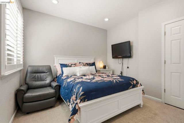 24541 Blossom Acre WAY, Hayward, CA 94544