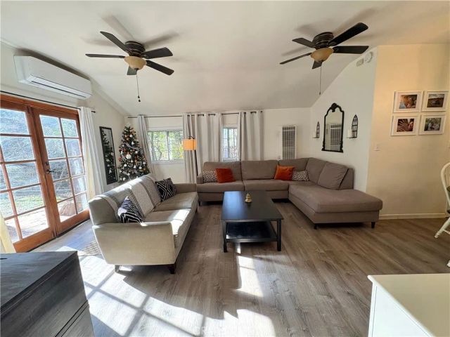 36750 Hilltop, Mentone, CA 92359