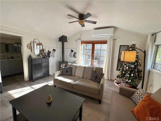 36750 Hilltop, Mentone, CA 92359