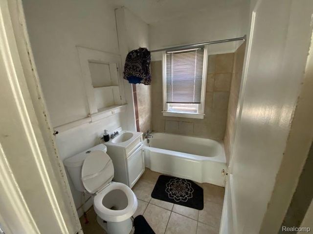 1952 Louise Street, Highland Park, MI 48203