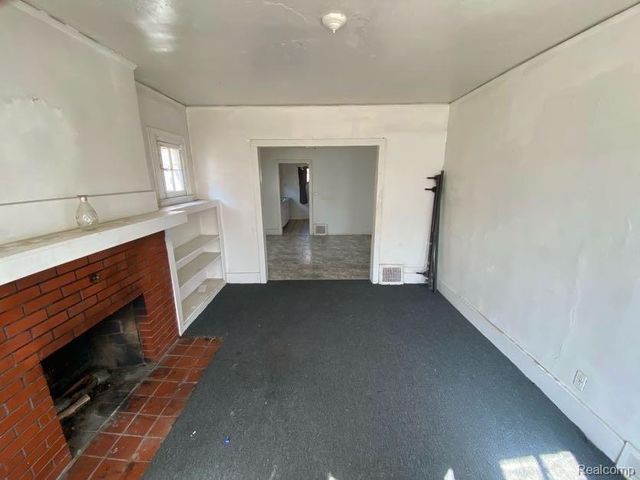 1952 Louise Street, Highland Park, MI 48203