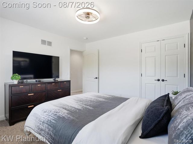 19275 Elkhound Drive, Macomb, MI 48044