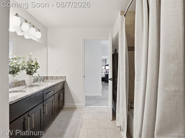 19275 Elkhound Drive, Macomb, MI 48044