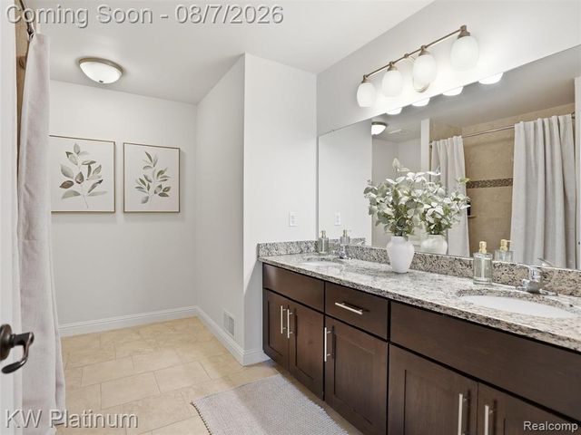 19275 Elkhound Drive, Macomb, MI 48044