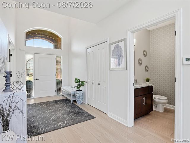 19275 Elkhound Drive, Macomb, MI 48044