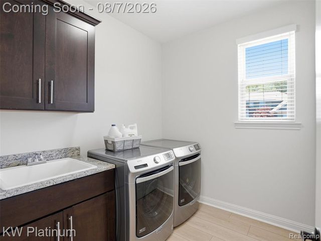 19275 Elkhound Drive, Macomb, MI 48044