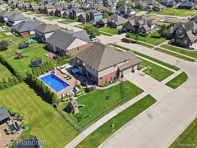 19275 Elkhound Drive, Macomb, MI 48044