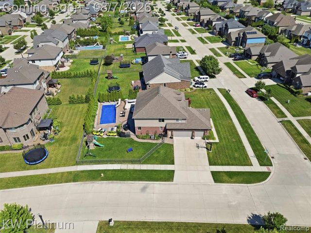 19275 Elkhound Drive, Macomb, MI 48044