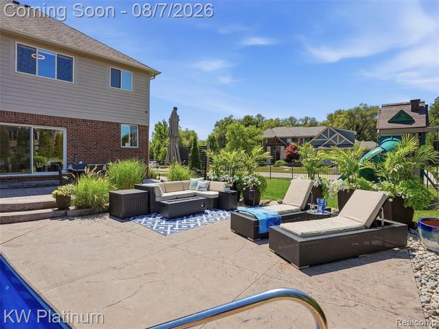 19275 Elkhound Drive, Macomb, MI 48044